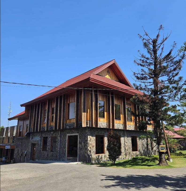 Spring Hill Ruteng
