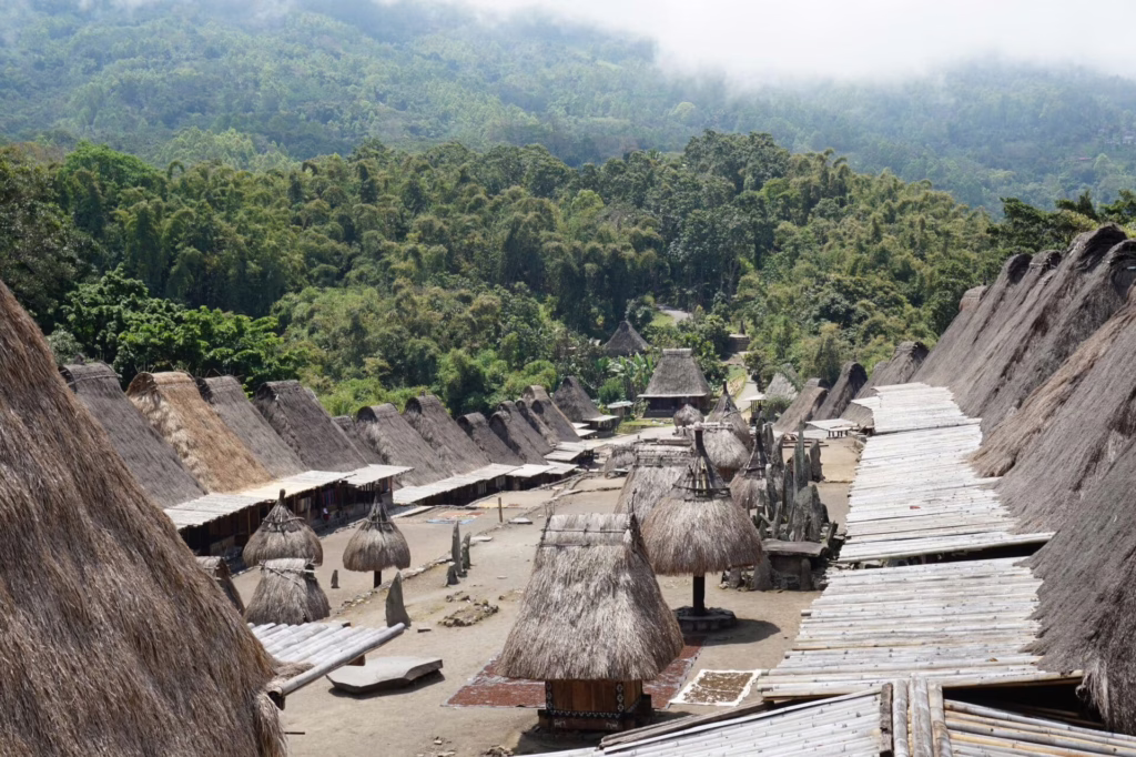 Bajawa - Wolobobo-Luba-Bena