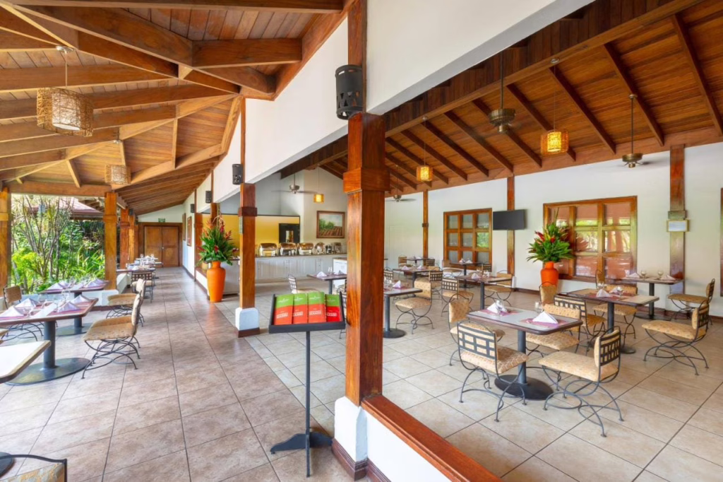 Country Inn & Suites