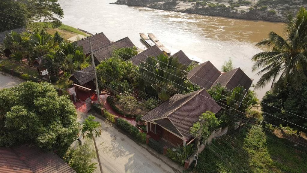 Mekong Riverside Lodge