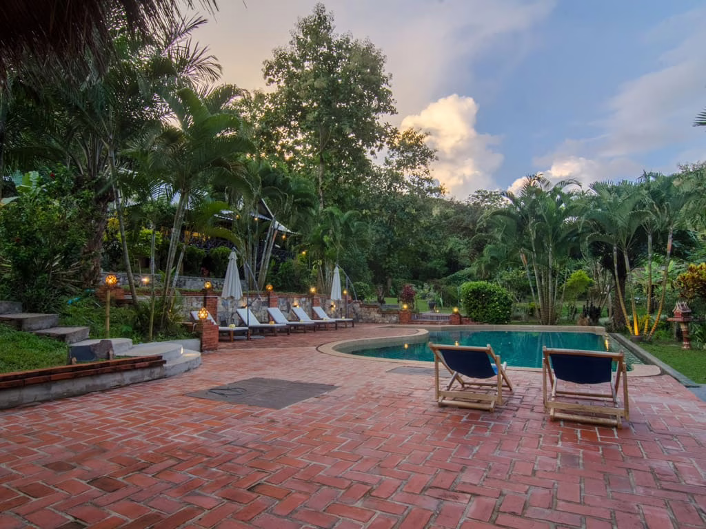 Hillside - Nature Lifestyle Lodge