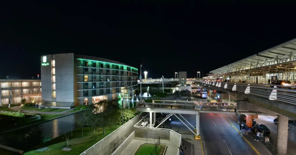 Holiday Inn Santiago - Airport Terminal by IHG