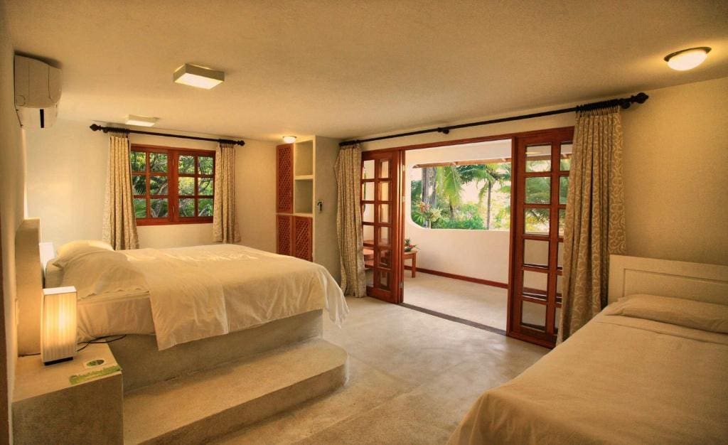 Hotel Tropico Latino