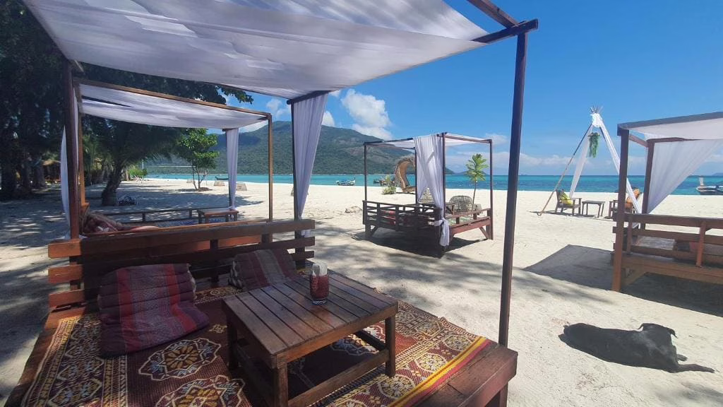 Lipe Beach Resort
