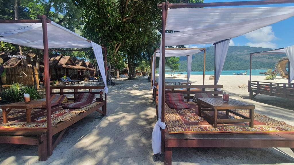 Lipe Beach Resort