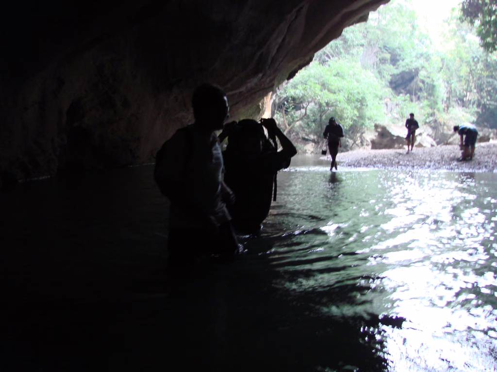 Nam Hinboun