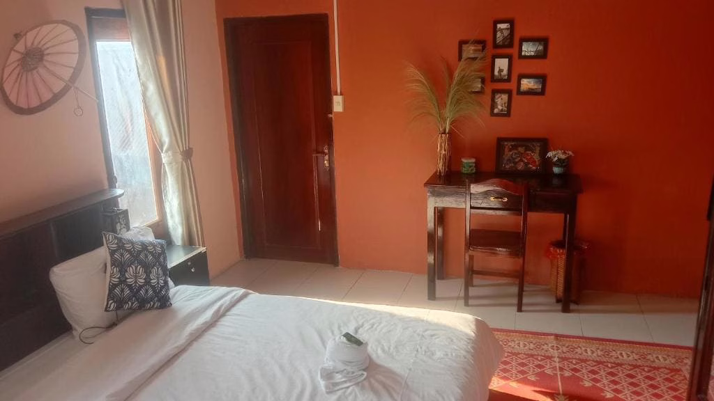Pukyo Bed and breakfast Belgian lao
