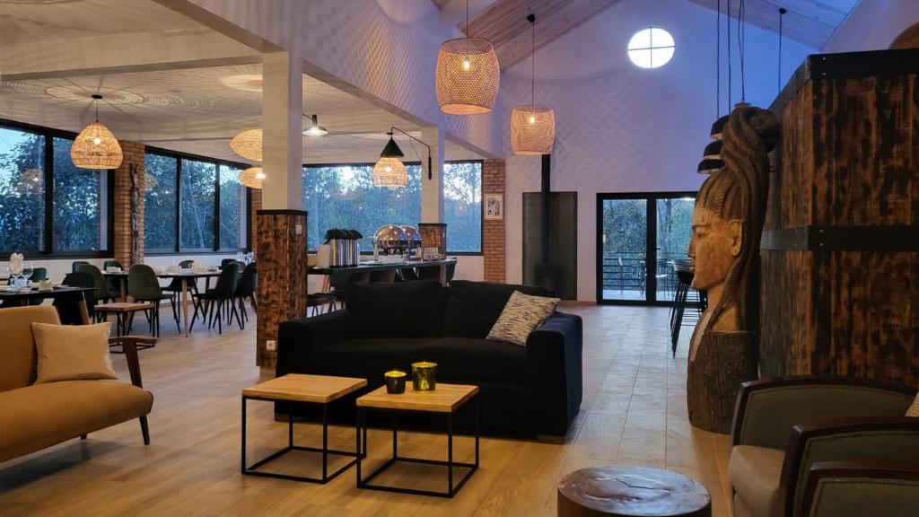 Relais De Mantadia
